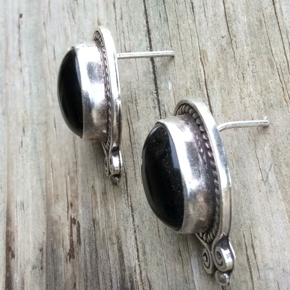 Classy Black Onyx Sterling Silver Earrings - Picture 1 of 10